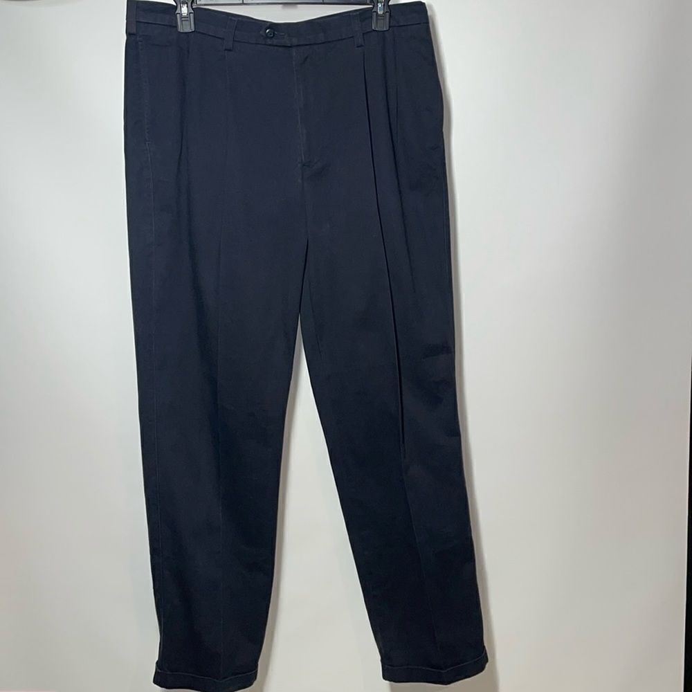 Savane navy blue pleated trousers